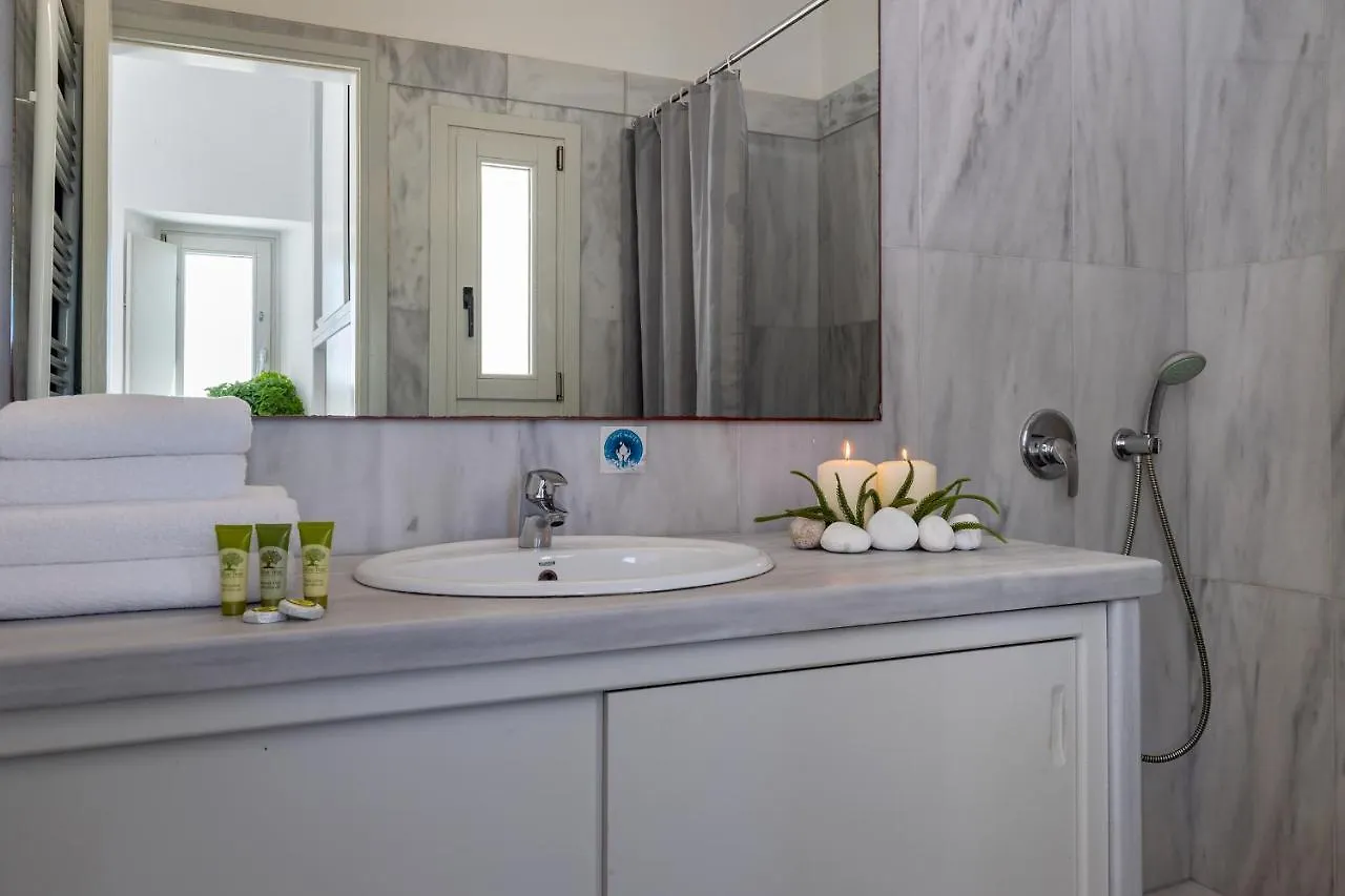 Olia Hotel Tourlos Greece