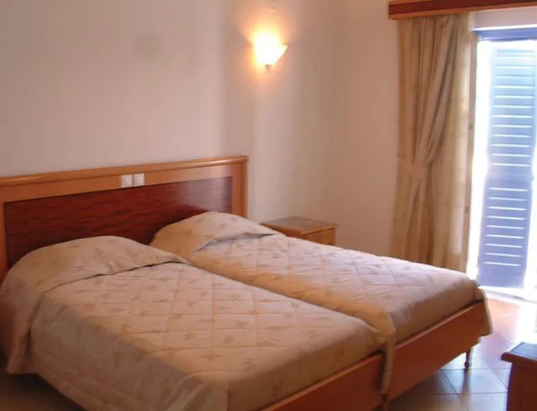 Olia Hotel Tourlos