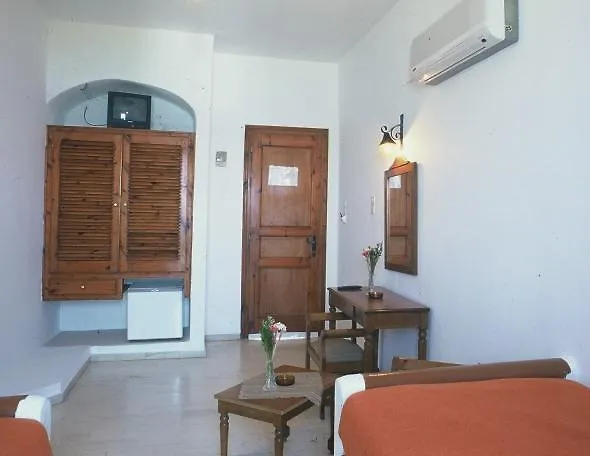 Olia Hotel Tourlos