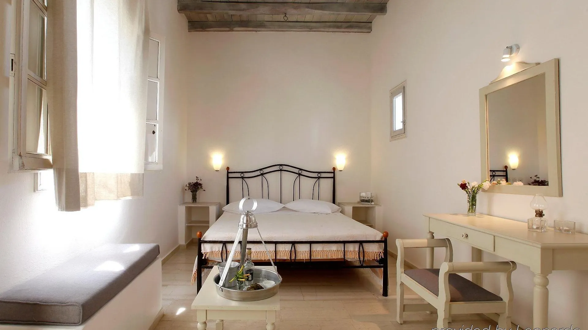 Olia Hotel Tourlos
